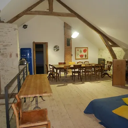 Holiday home La Grande Coquille Seiches-sur-le-Loir